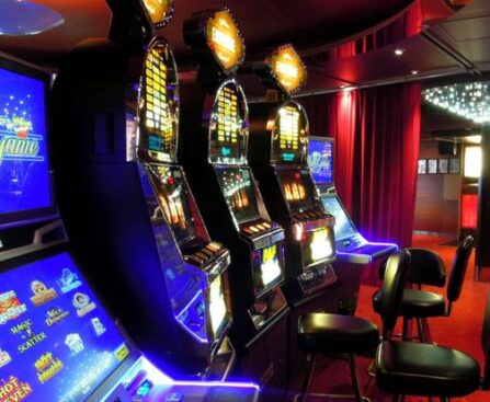 Unveiling the Mystery: The Psychology Behind Slot Machine Addiction